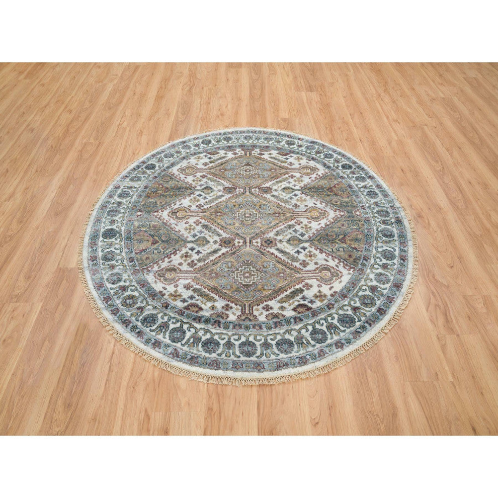 Ivory Shiraz Rosettes Border Wool Hand Knotted Round Oriental Rug, 5'10"x5'10"