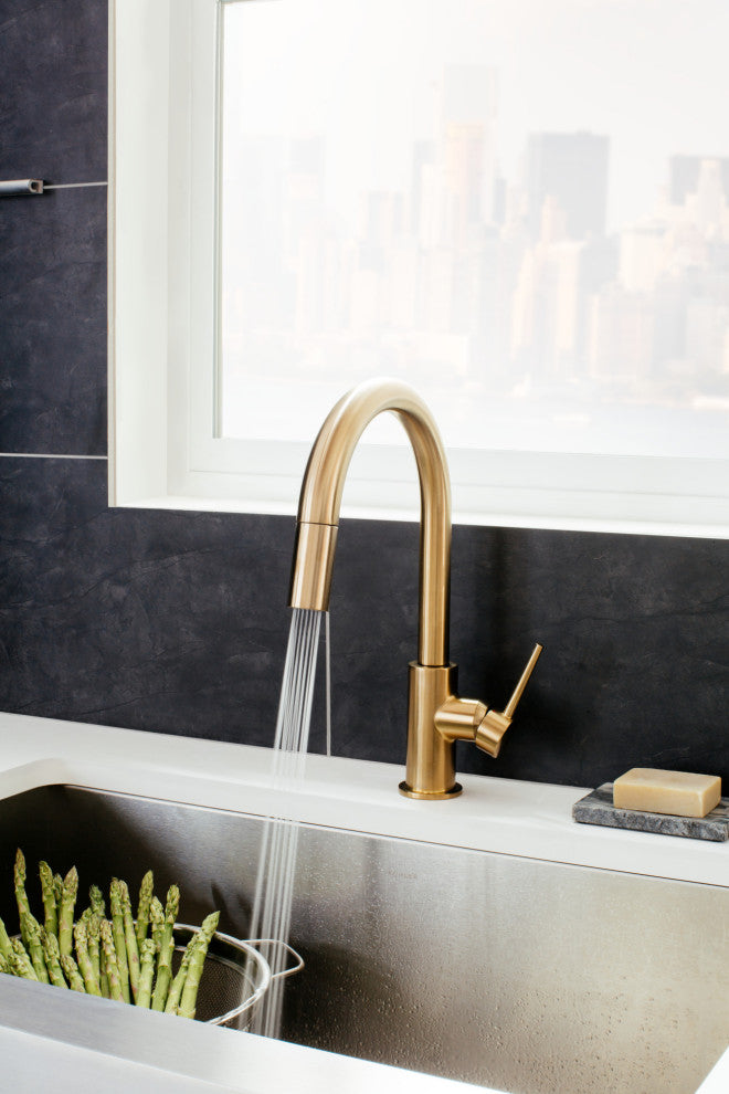 Delta 9159-DST Trinsic Pull-Down Kitchen Faucet - Black Stainless