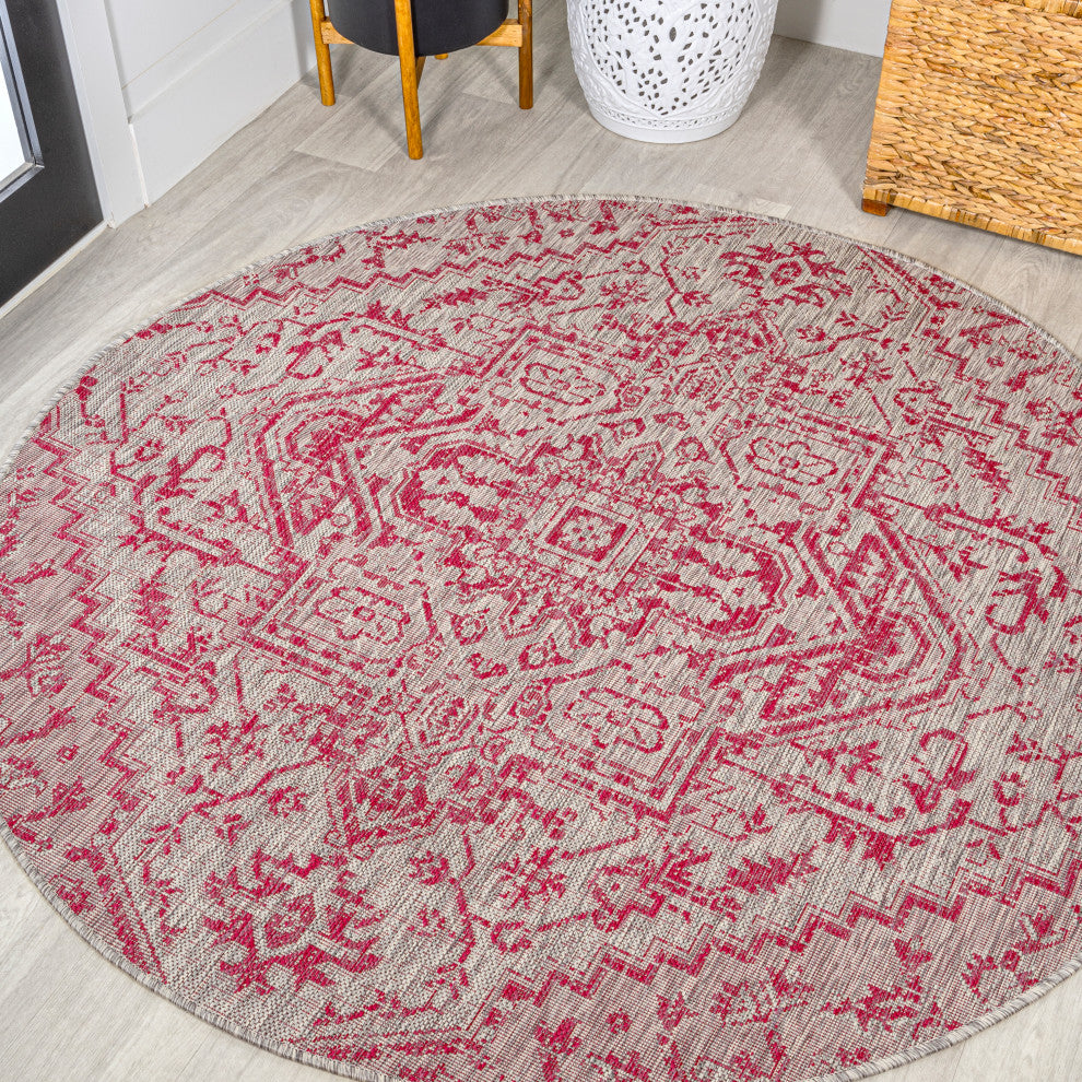 Estrella Bohemian Medallion Textured Weave Indoor/Outdoor, Light Gray/Fuchsia, 5' Round