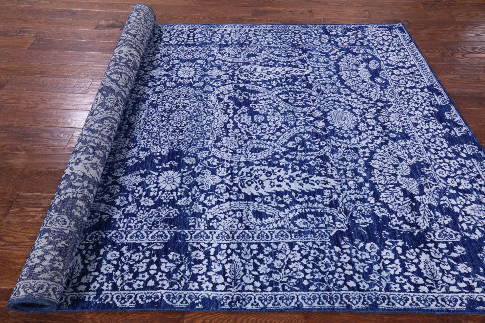 6' 0" X 9' 5" Wool & Silk Persian Hand Knotted Rug - Q15524