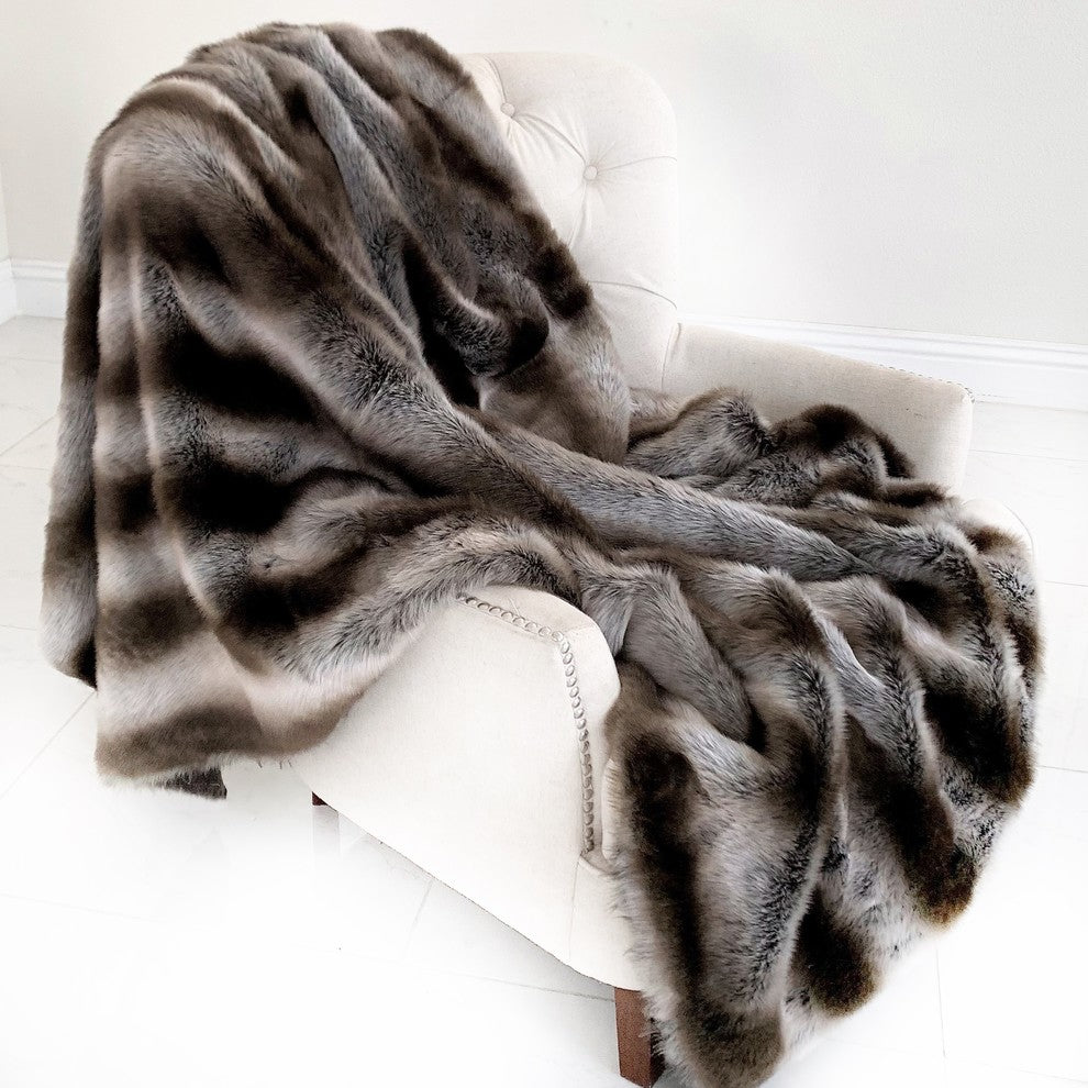 Plutus Fancy Gray Silver Chinchilla Faux Fur Handmade Luxury Throw