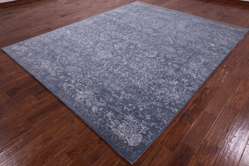 8' 1" X 10' 1" Persian Handmade Wool and Silk Rug Q6205