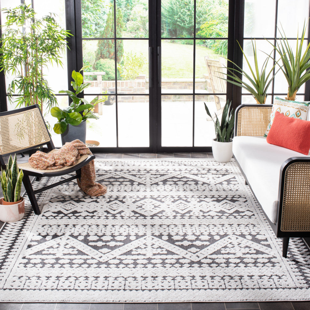 Safavieh Cabana Collection CBN658 Indoor-Outdoor Rug