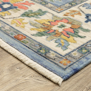 Leoness Vintage Traditional Blue/ Multi Area Rug, 5'3" x 7'6"