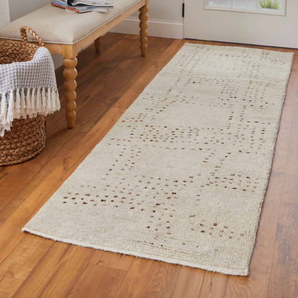 Truxel T6040 Modern/Casual Area Rug, 2'6"x8'