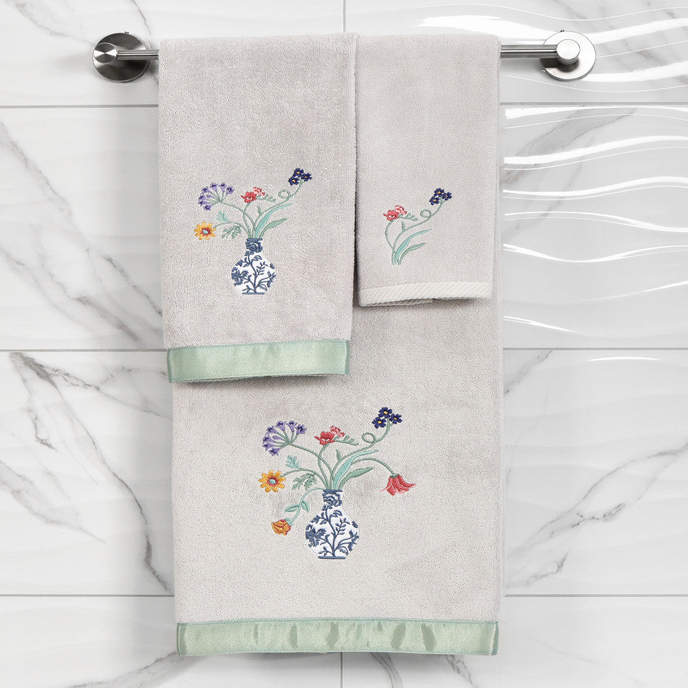Linum Home Textiles 100% Turkish Cotton STELLA 3PC Embellished Towel Set