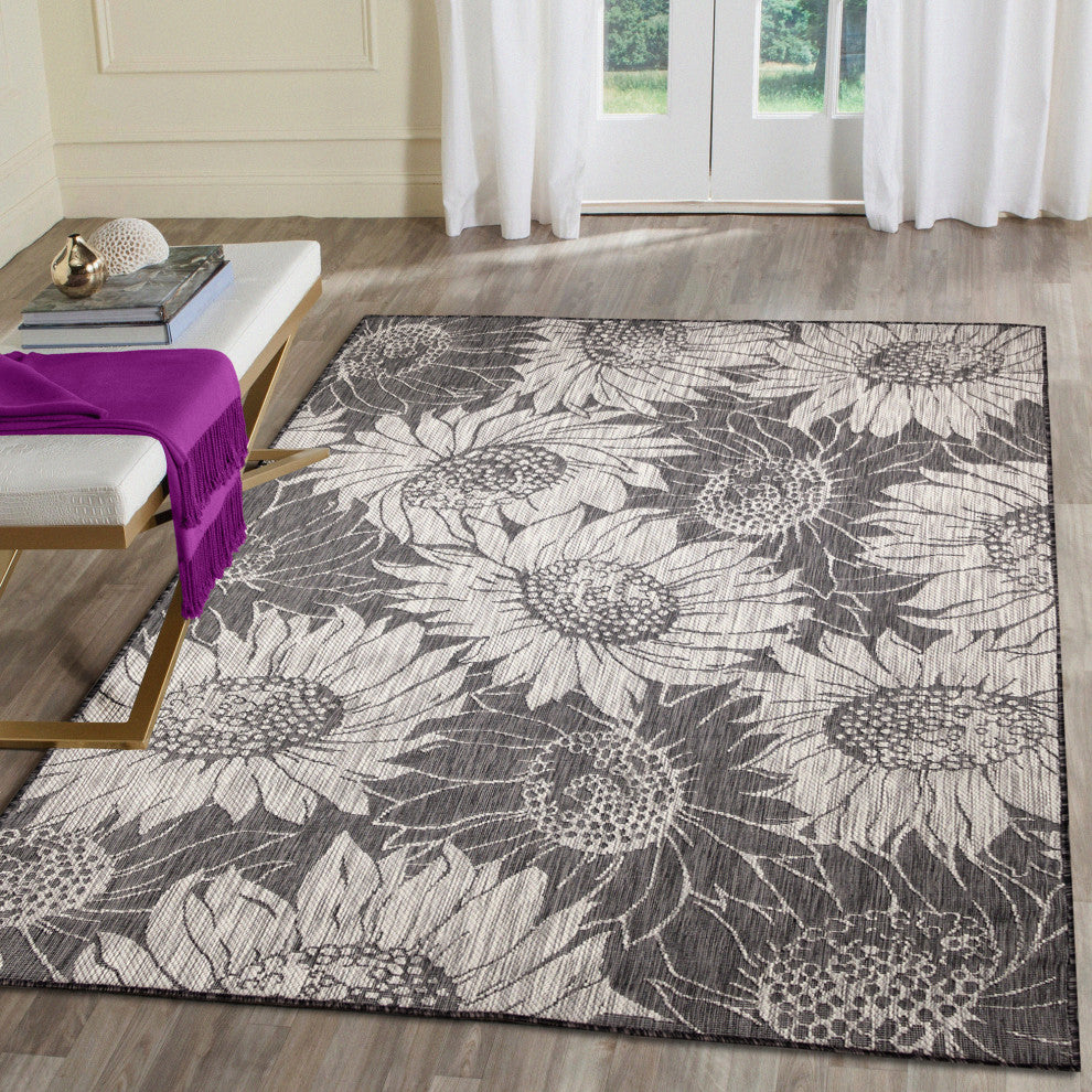Carmel Sunflower Field Indoor/Outdoor Rug, Black, 6'6"x9'3"