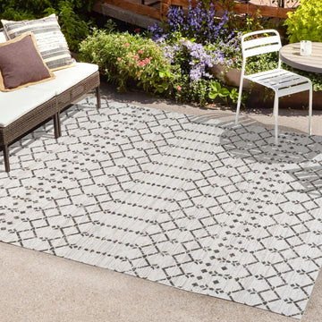 Ourika Moroccan Geometric Indoor/Outdoor Rug, Cream/Black, 9x12
