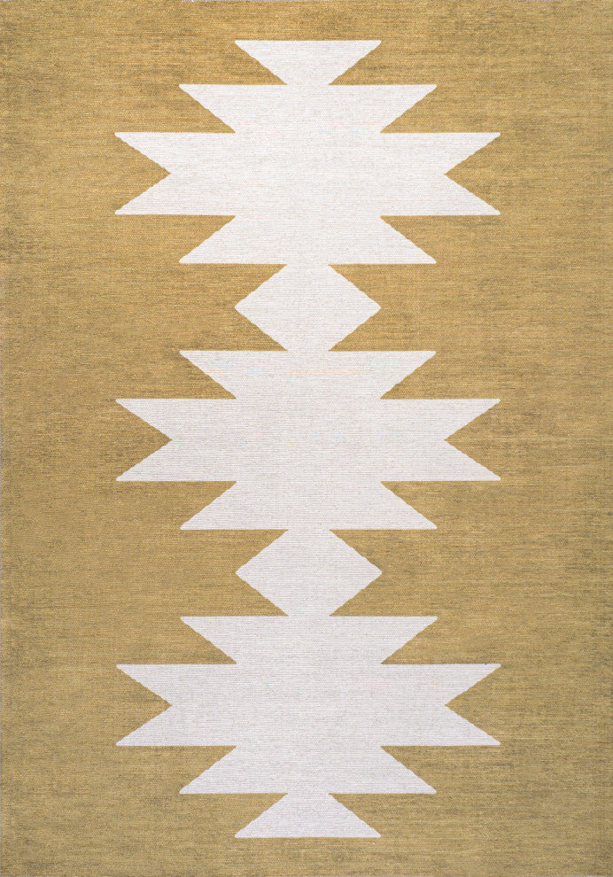 Chayton Minimalist Geometric Machine-Washable Area Rug, Yellow/Cream, 4x6