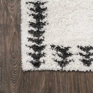 Calvia Moroccan Diamond Shag, White/Black, 4'x6'
