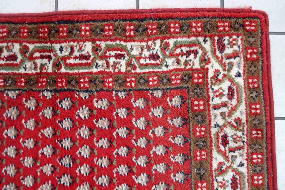 Handmade Vintage Indian Seraband Rug 2.4'x4.5', 74cmx140cm, 1970s