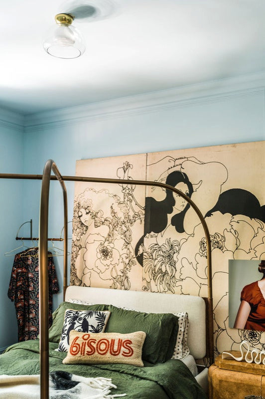 1 Light Semi Flush, Aged Brass