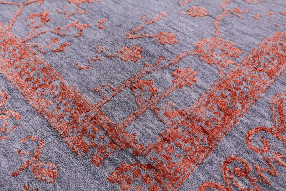 8' 0" X 10' 1" Wool & Silk Persian Hand Knotted Rug - Q15758