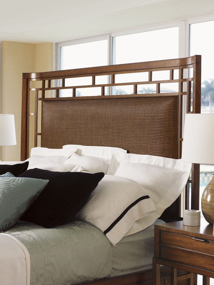 Paradise Point Bed 5/0 Queen