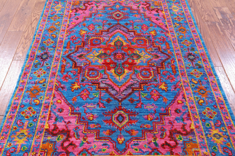 4' 2" X 6' 1" Heriz Serapi Hand-Knotted Wool Rug - Q13708