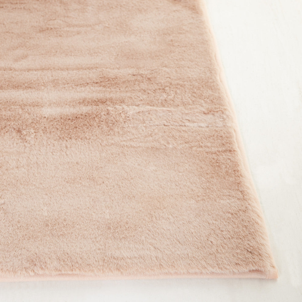 Safavieh Faux Rabbit Fur FRF976 Rug Machine-Washable, Beige, 3'x5'