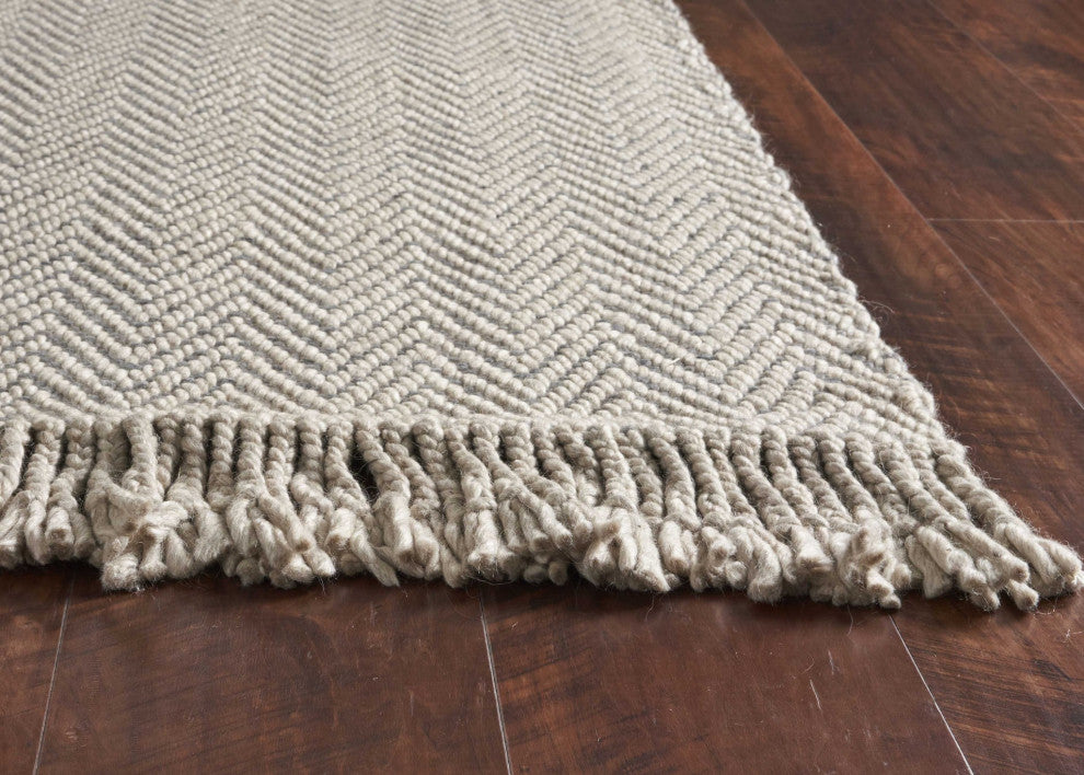 HomeRoots 5'x8' Oatmeal Beige Hand Woven Houndstooth Indoor Area Rug