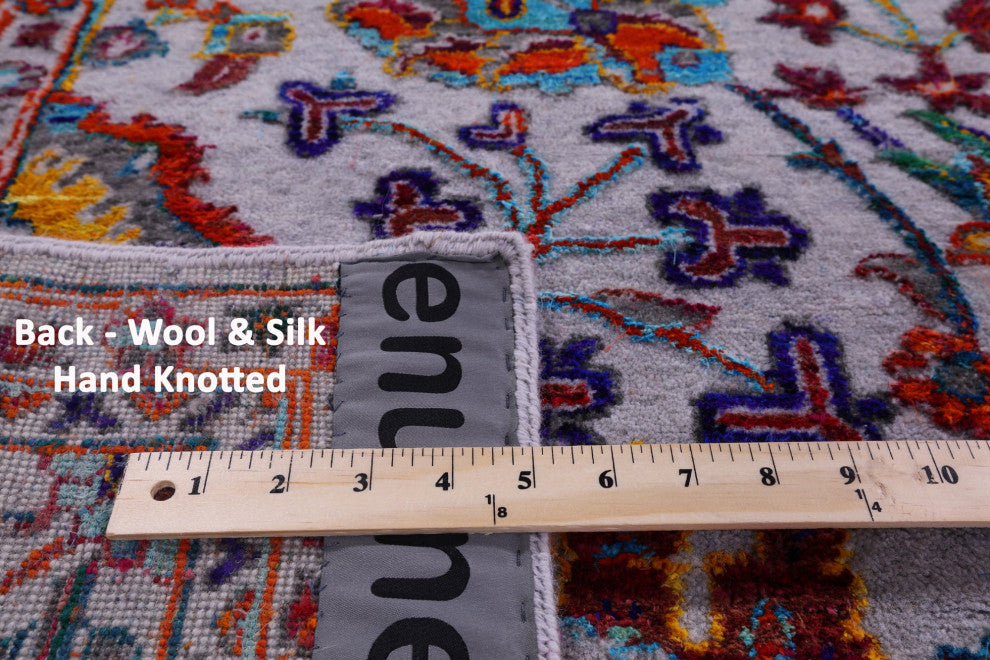 8' 1" X 10' 1" Persian Wool & Silk Handmade Rug - Q15791