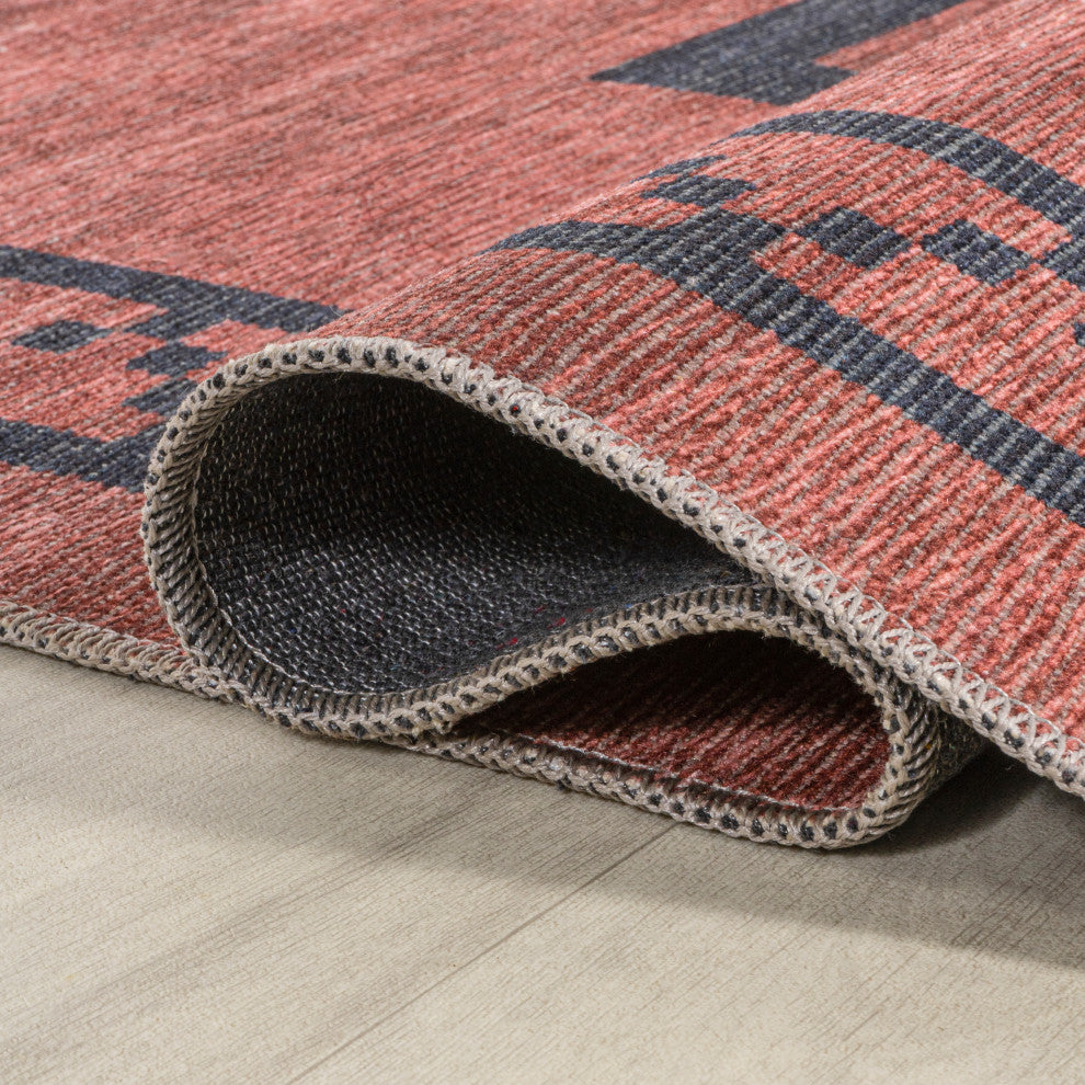Korsa Geometric Medallion Machine-Washable Area Rug, 4x6