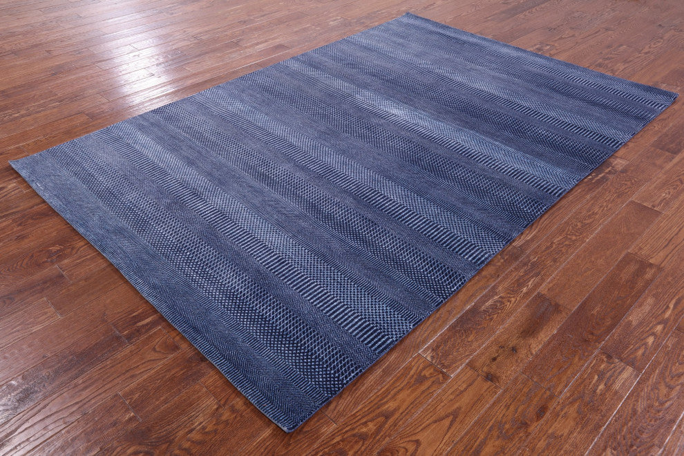 Savannah Grass Hand-Knotted Wool and Silk Rug 6' 1" X 9' 1" Q11407