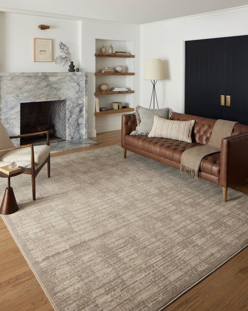 Loloi II Darby Pebble / Sand 2'-7" x 4' Accent Rug