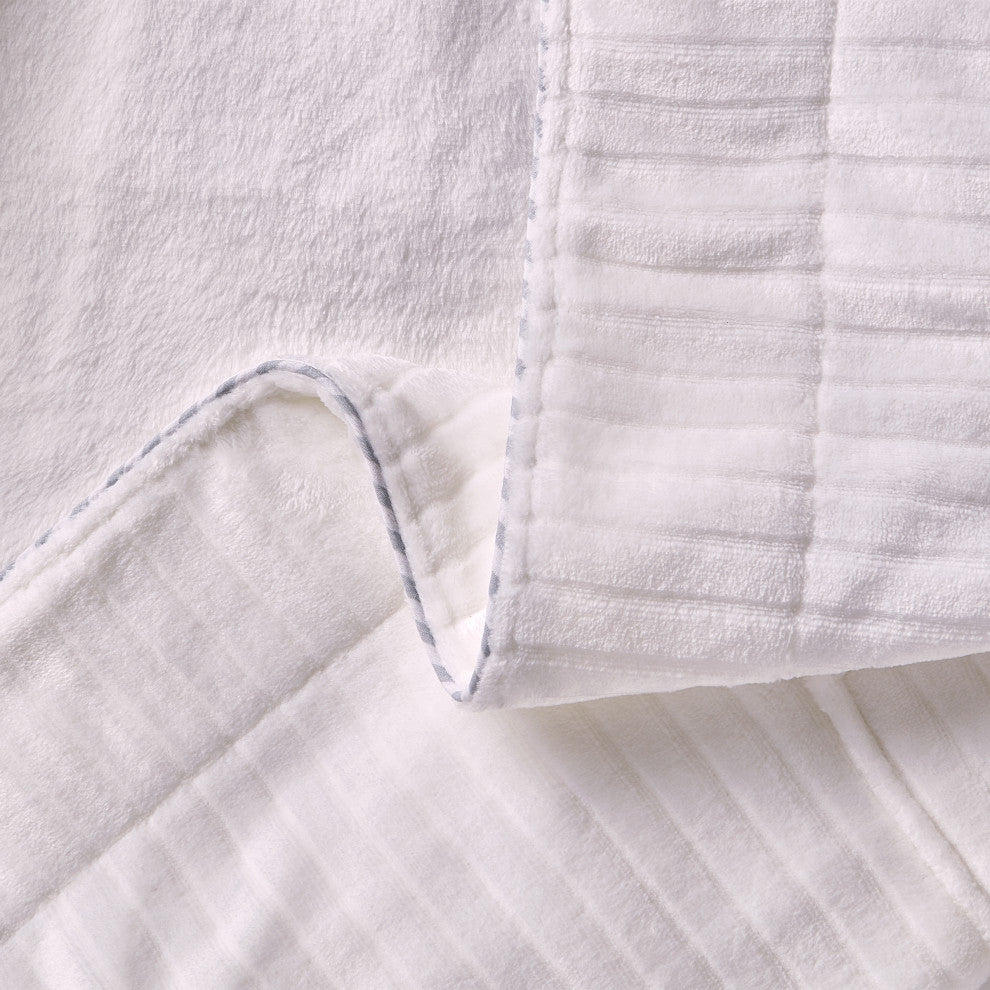 Well Being By Sunham Plush Robe, White, X-large
