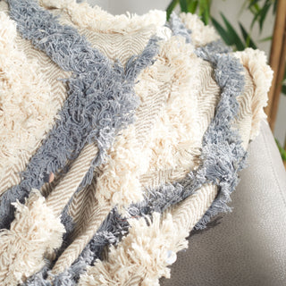 Safavieh Lila Grace Throw, Grey/Beige