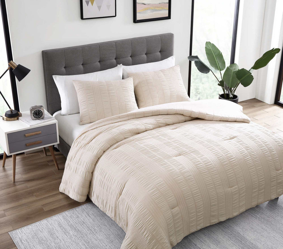 The Nesting Company Elm 3 Piece Comforter Set - Queen - Taupe