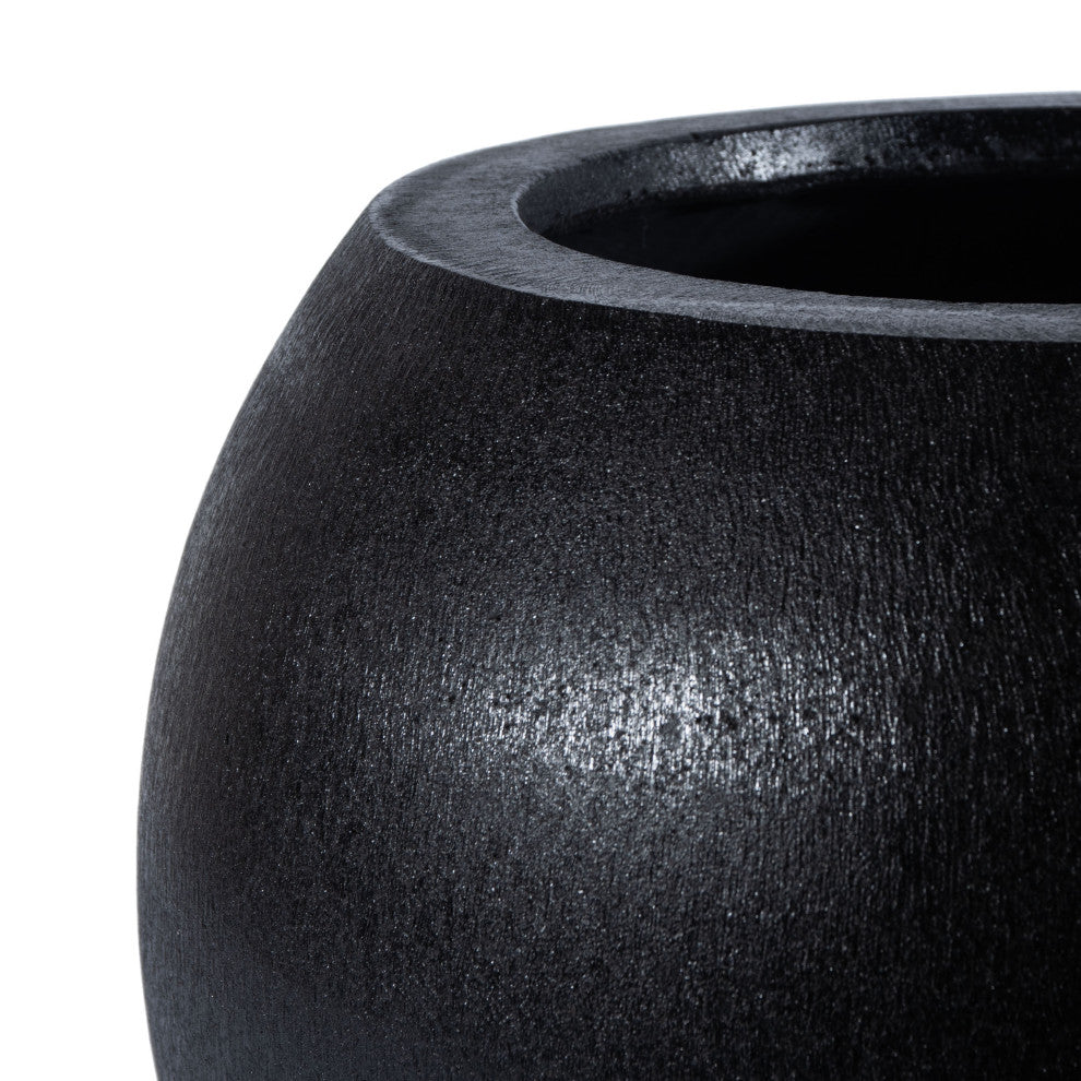 Safavieh Gerand Outdoor Planter, Black