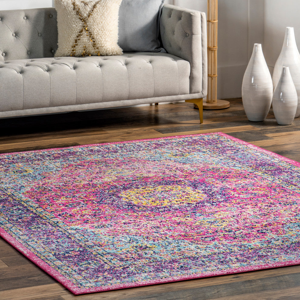 Nuloom Traditional Medallion Verona Rug, Fuchsia 6'Round