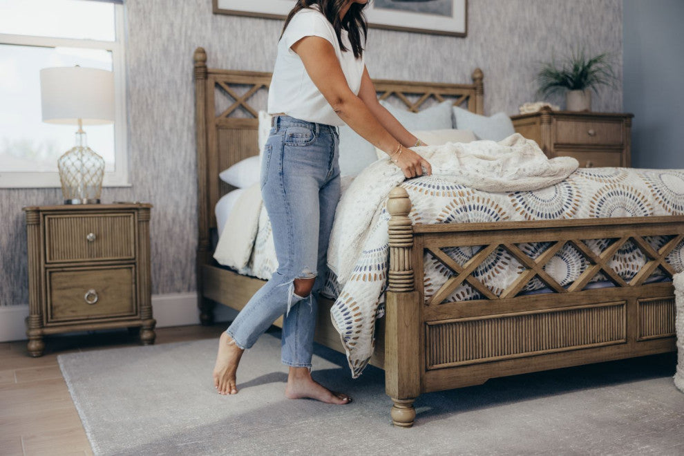 Malibu King Bed