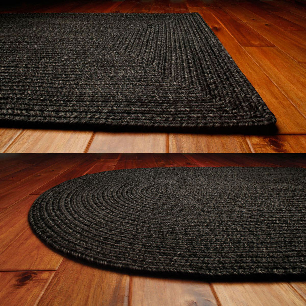 Homespice Decor Black Mist Indoor/Outdoor Braided Rug 8' x 10' (Oval)
