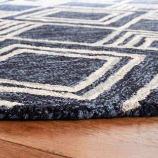 Safavieh Micro-Loop Collection MLP154 Rug, Navy/Ivory, 5' Round