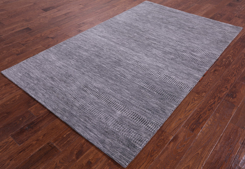 5' 0" X 8' 2" Savannah Grass Wool and Silk Hand-Knotted Rug Q11941