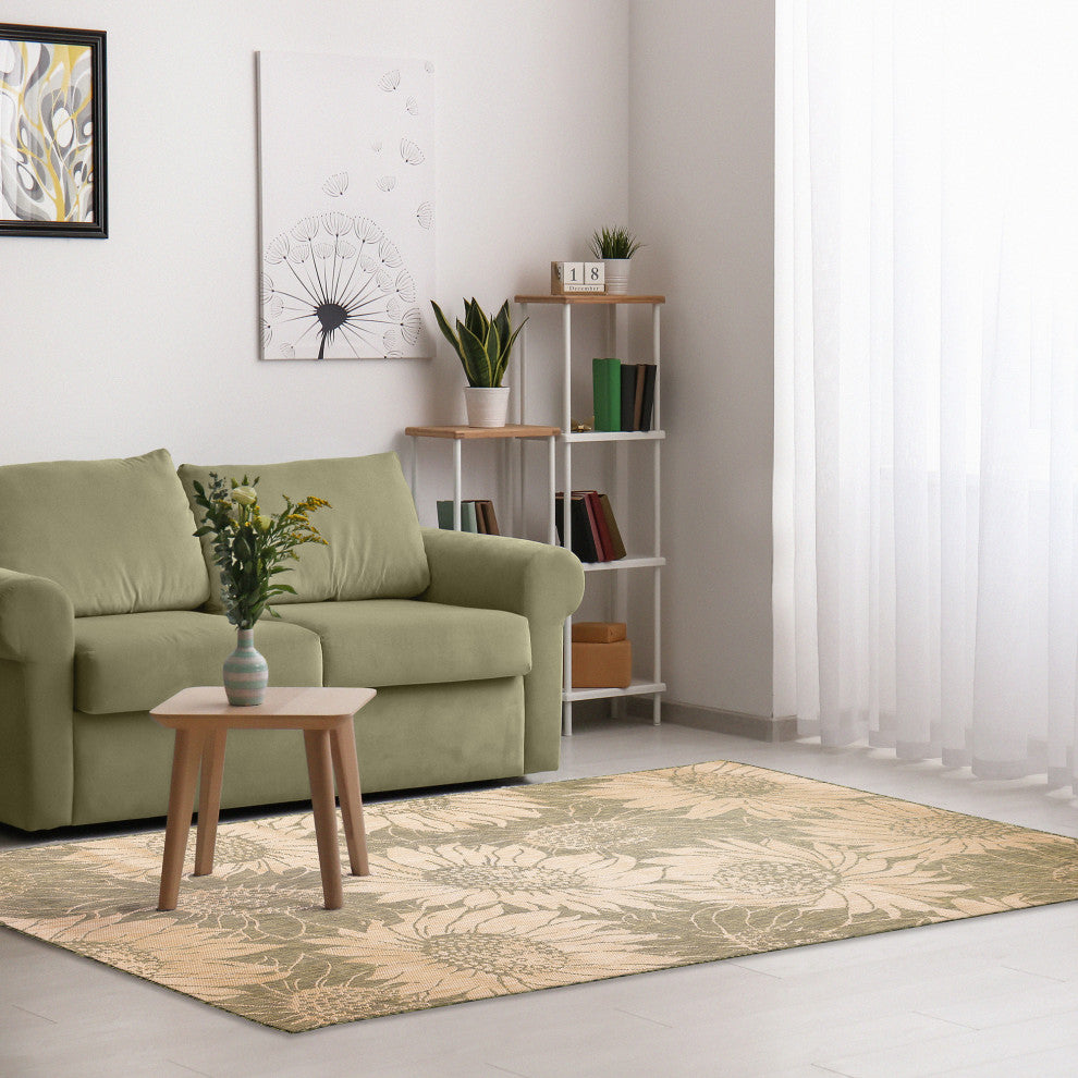 Carmel Sunflower Field Indoor/Outdoor Rug, Green, 3'3"x4'11"