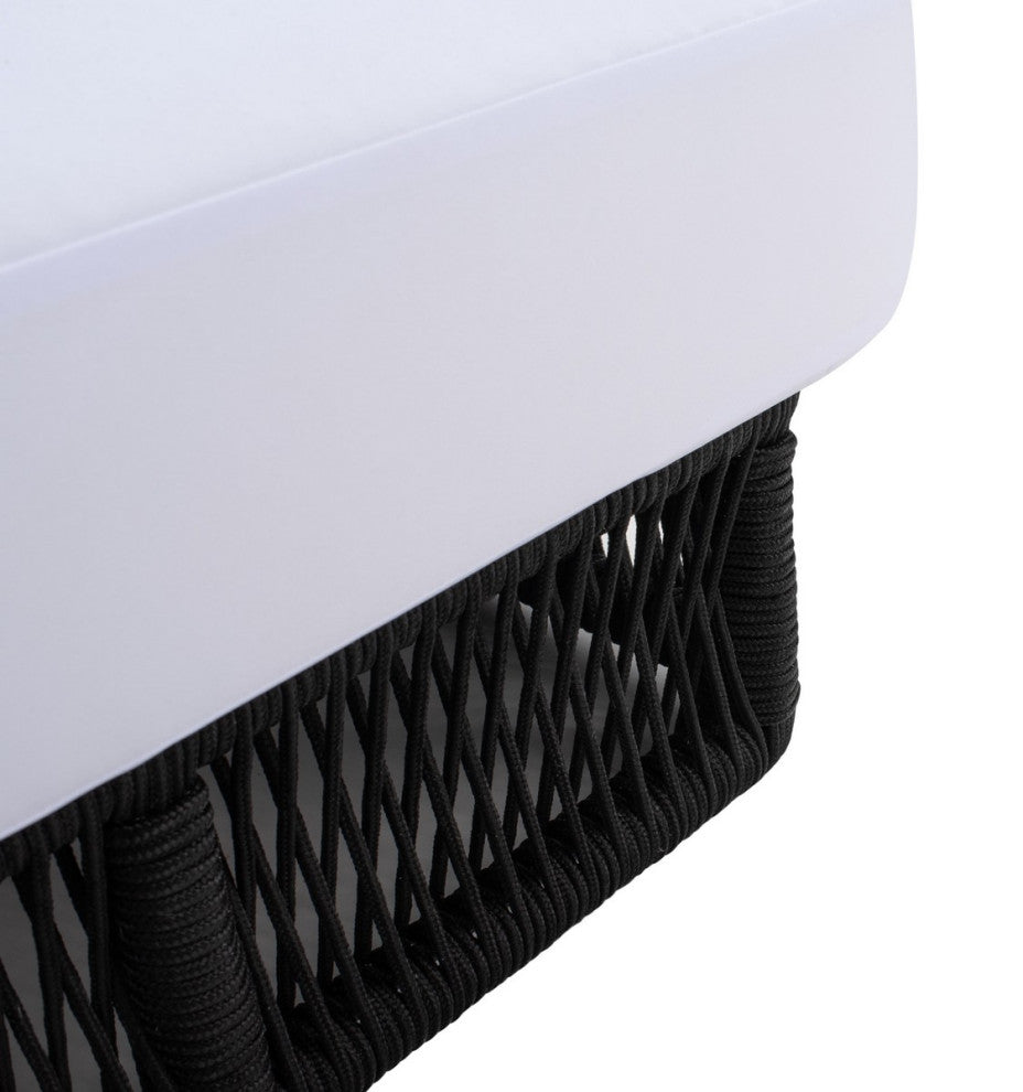 Safavieh Outdoor Gillian Sunlounger White / Black