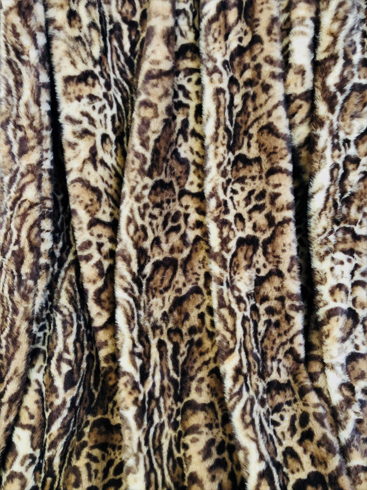 Luxurious Faux Fur Leopard Throw Blanket