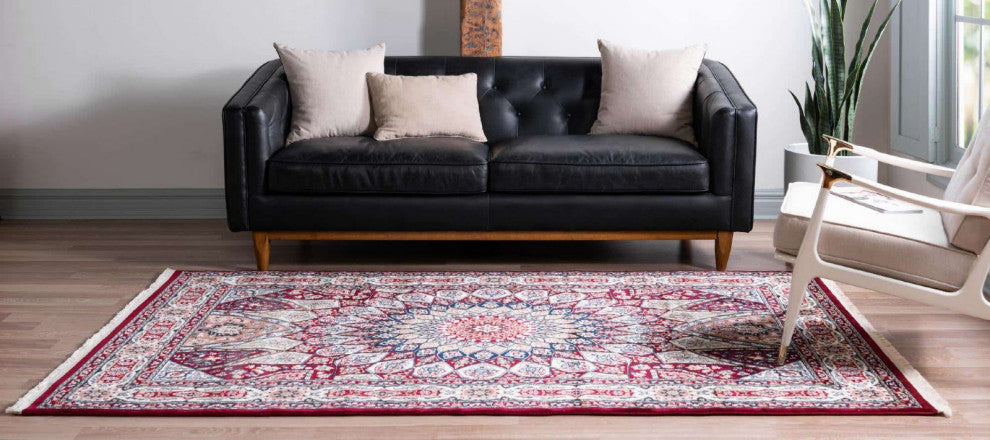 Traditional Kelayeh Round 5' Round Rust Area Rug