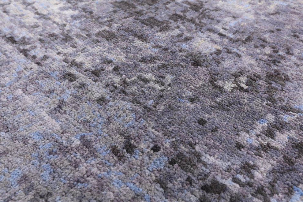 7' 11" X 9' 11" Handmade Wool and Silk Abstract Rug Q7040