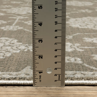 Iris Two-Tone Oriental Grey/ Light Grey Area Rug 6'7" x 9'6"