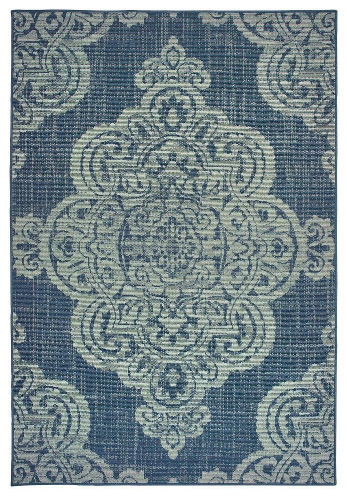 Martinique Overscale Medallion Navy/ Grey Indoor/Outdoor Area Rug, 7'10"X10'10"