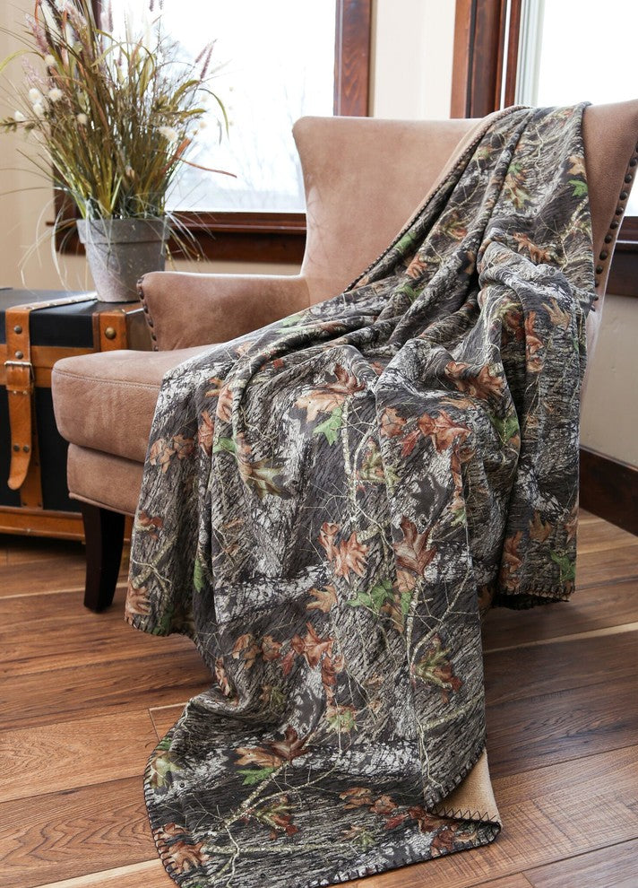 Mossy Oak Throw