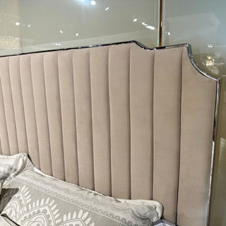 Amaryllis King Lift Up Storage Bed, Taupe