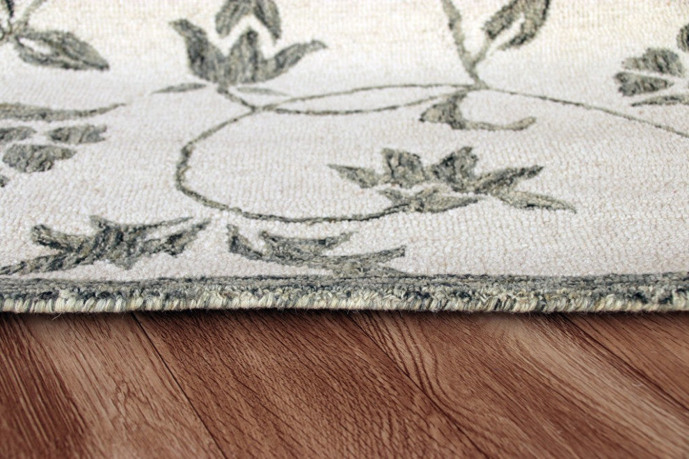 5" x 7" Gray and Ivory Filigree Area Rug