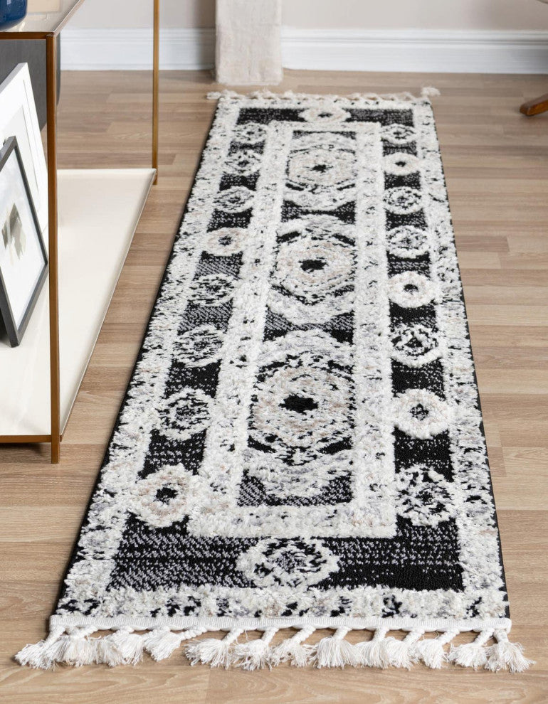 Unique Loom Cherokee Boone Area Rug