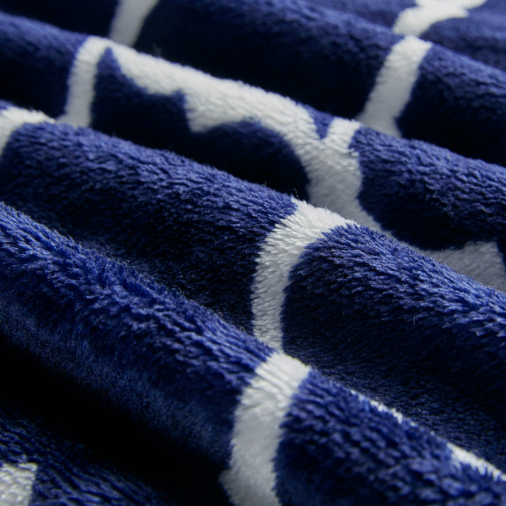 Madison Park Print Microlight Brushed Throw, Navy