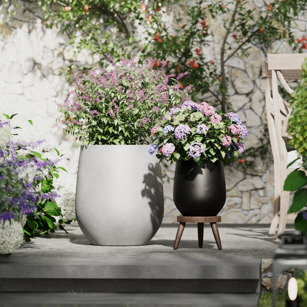 DTY Signature Mount Wilson 1-piece Fiberstone Tapered Planter, Black, Small