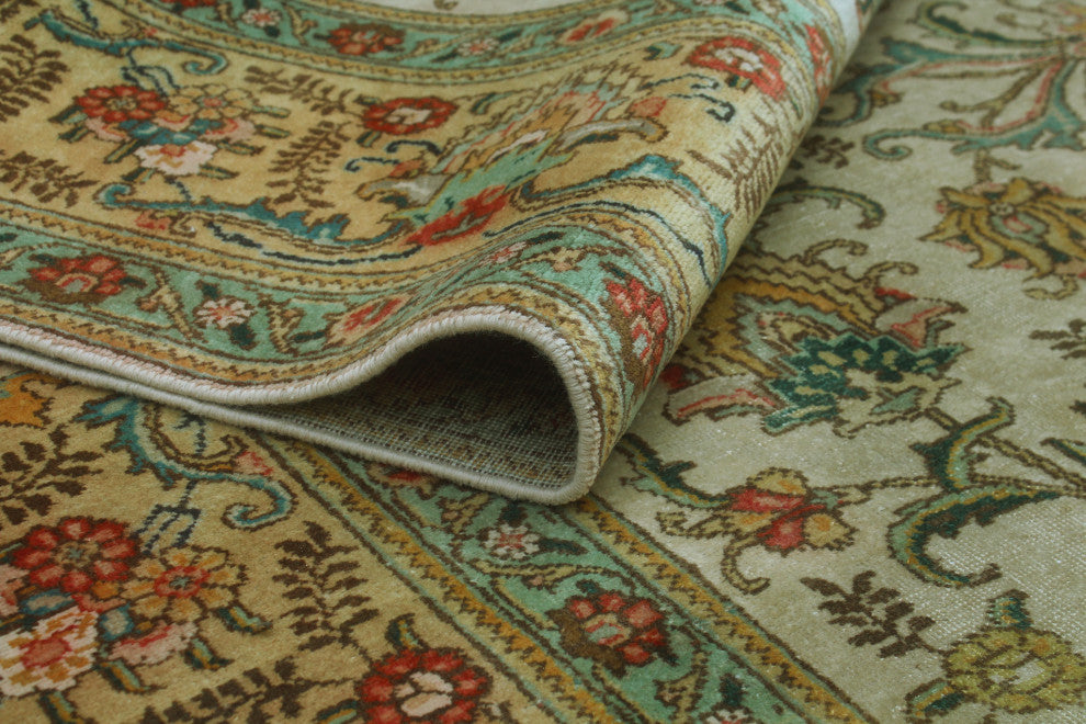Fine Vintage Distressed Kaleb Ivory/Green Rug, 9'6 x 12'7