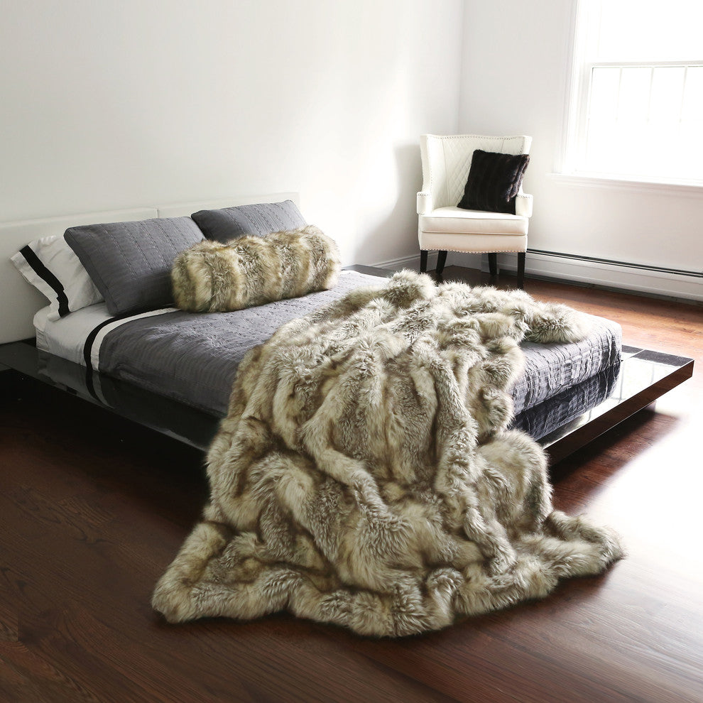 Luxe Faux Fur Throw Blanket, Kitt Fox, 58"x84"