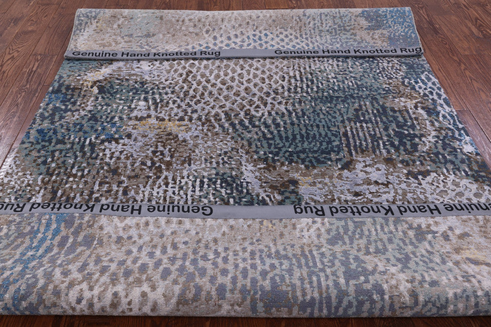 Modern Animal Print Design Handmade Wool and Silk Rug 5' 6" X 8' 3" Q8699